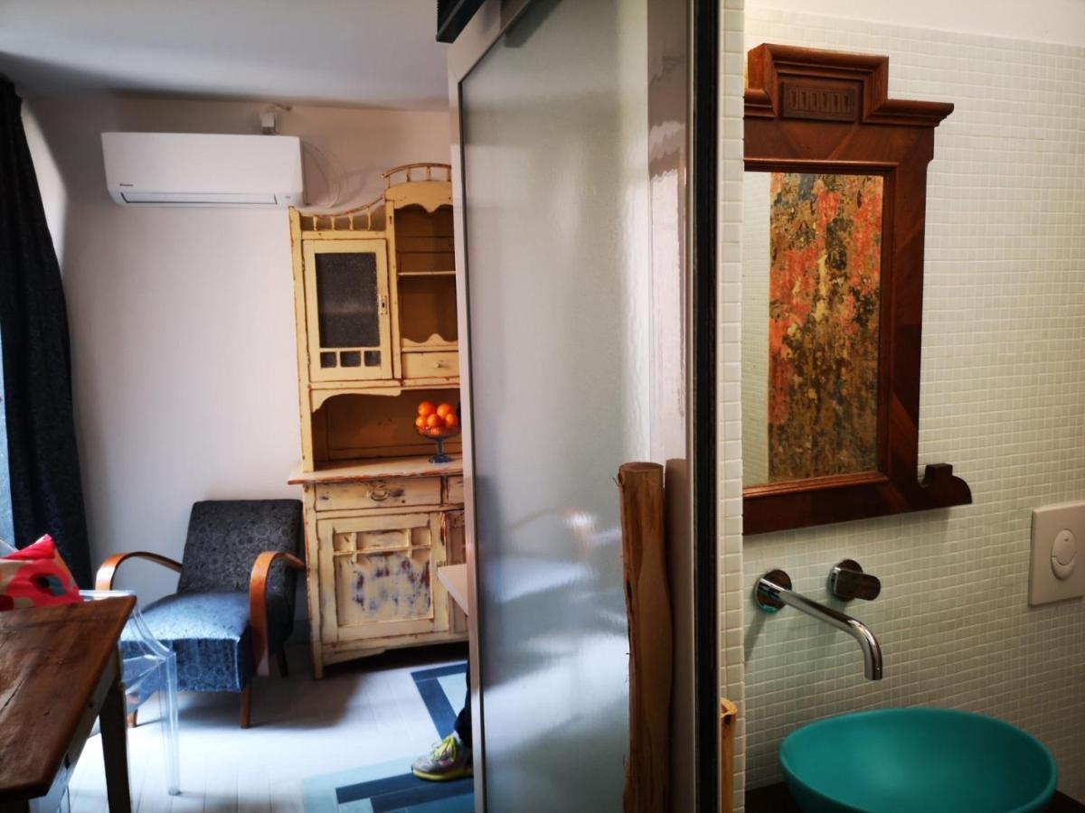 Cres B Studio Apartman 外观 照片